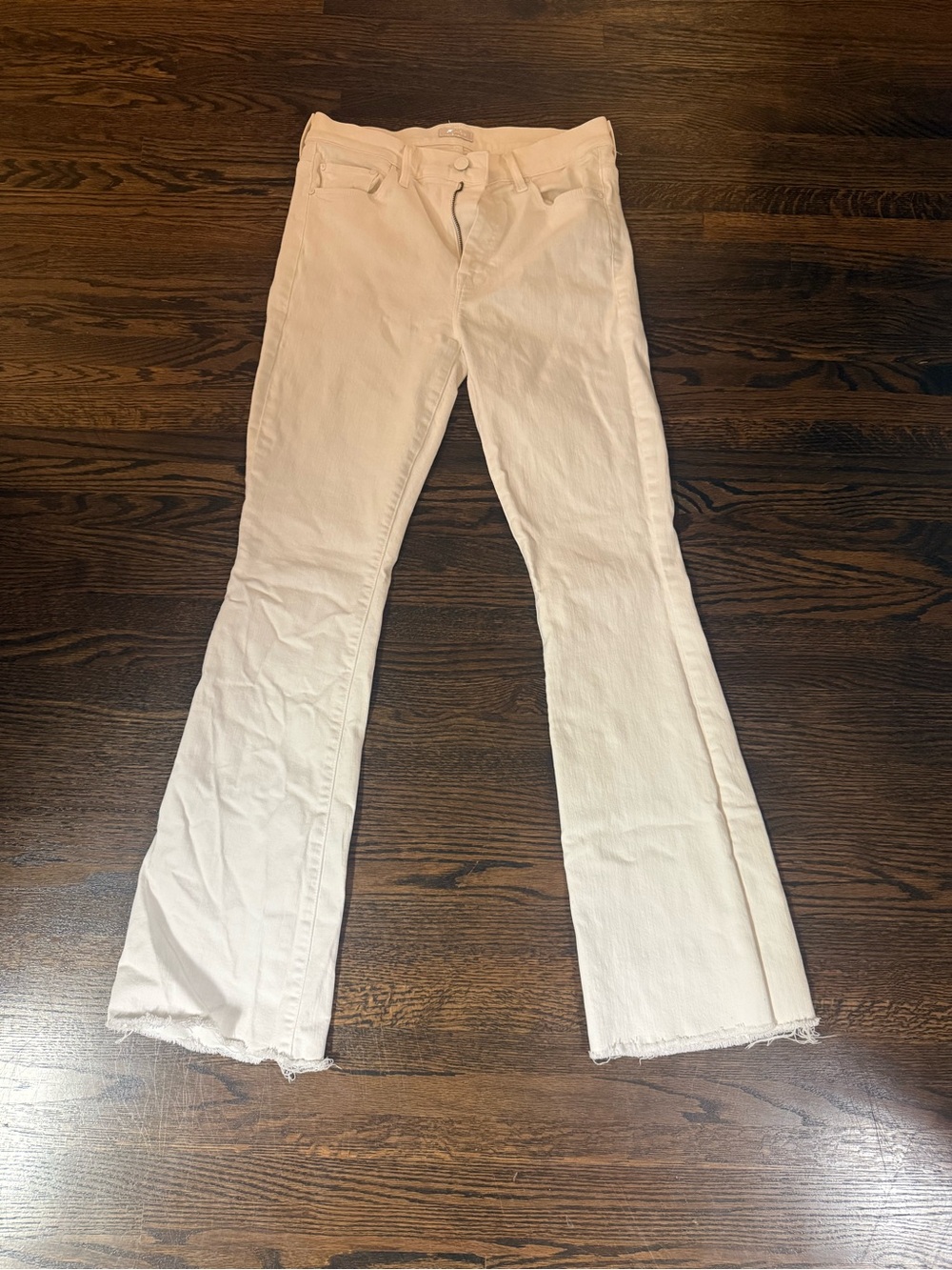 MOTHER The Weekender Fray Jeans in White